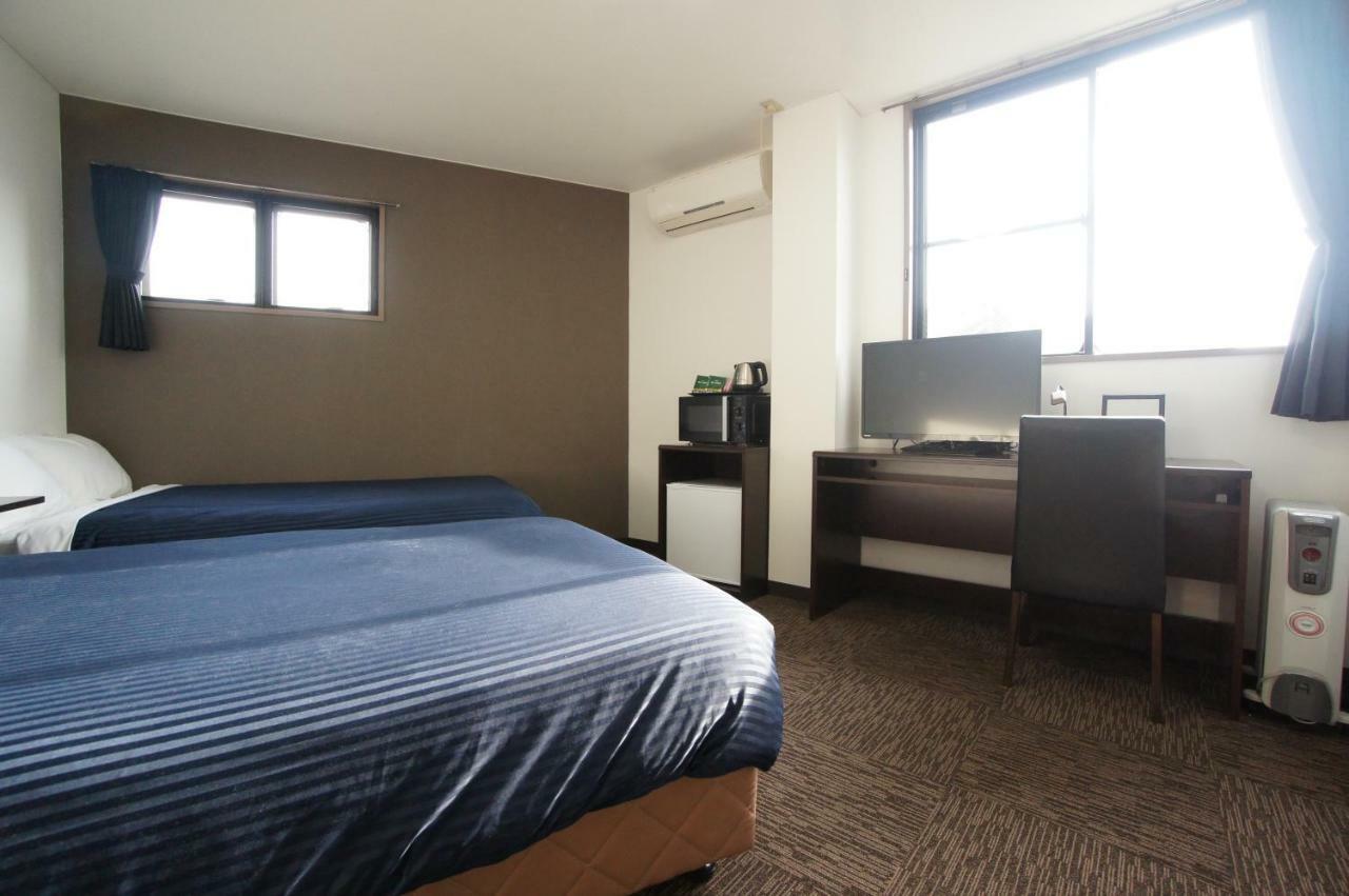 Hotel Livemax Budget Gunma Numata Numata  Экстерьер фото